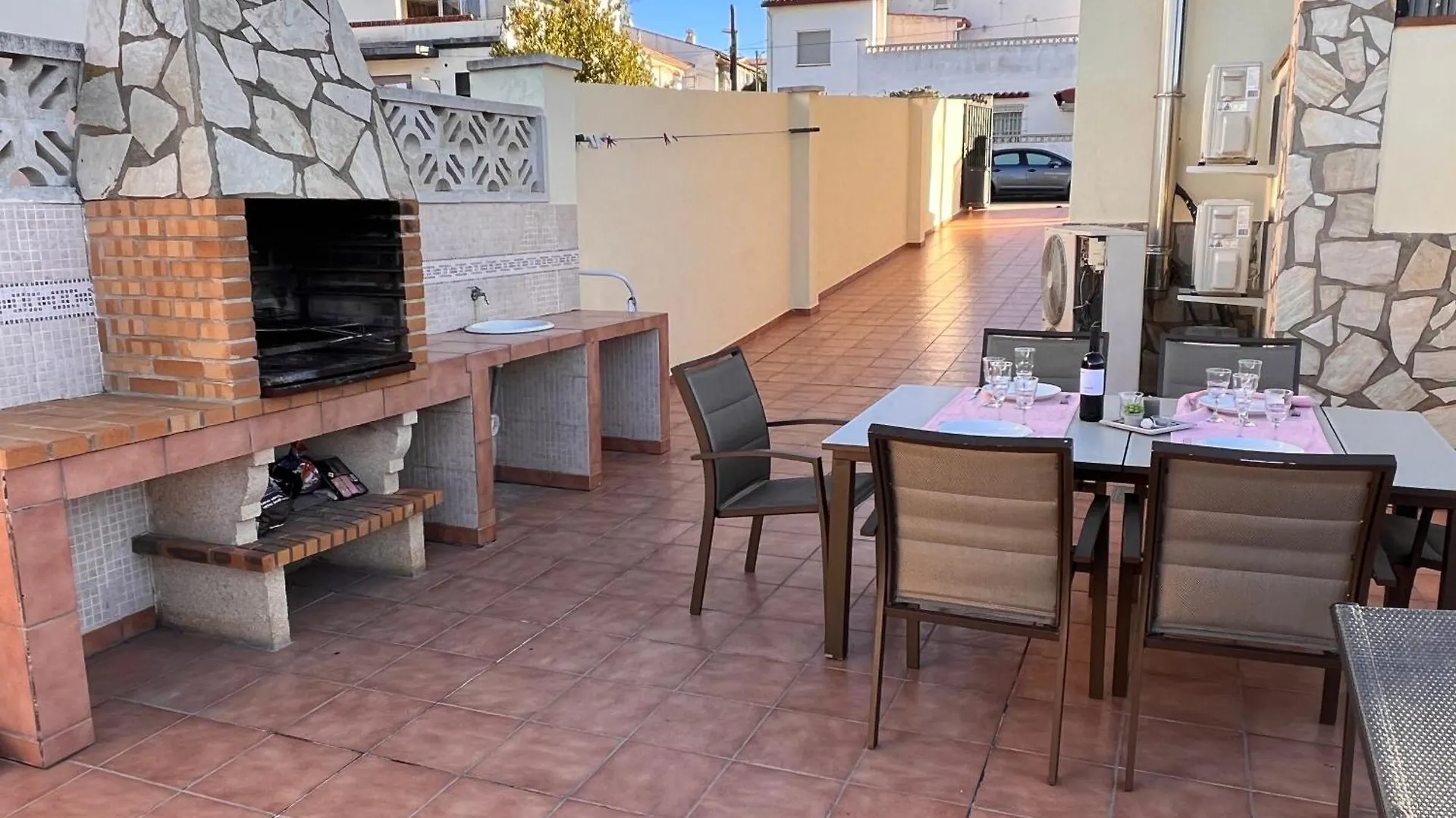 Casa Puig, Piscina Privada ,Aire Acondicionado Free contacts